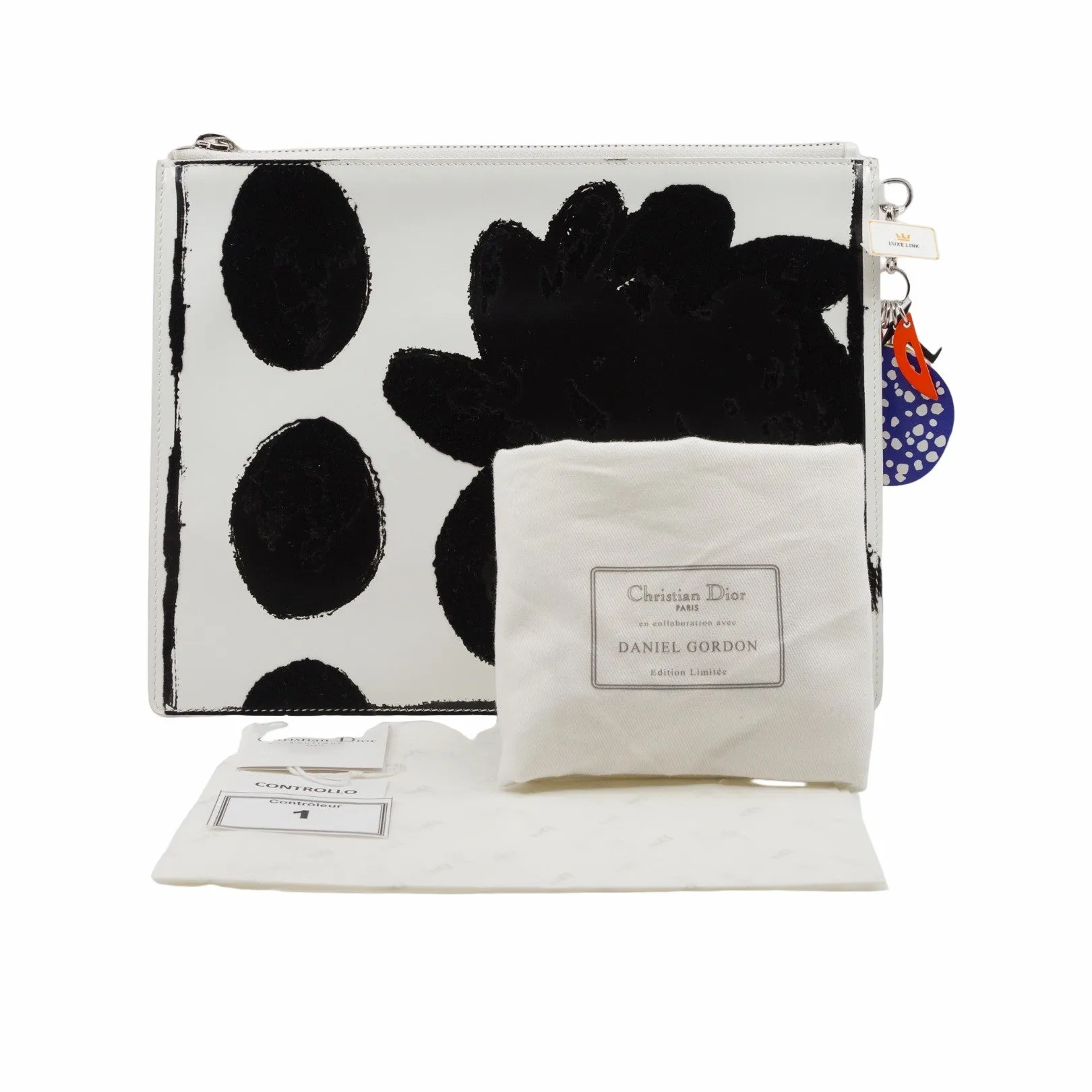 clutch white patent with black flower