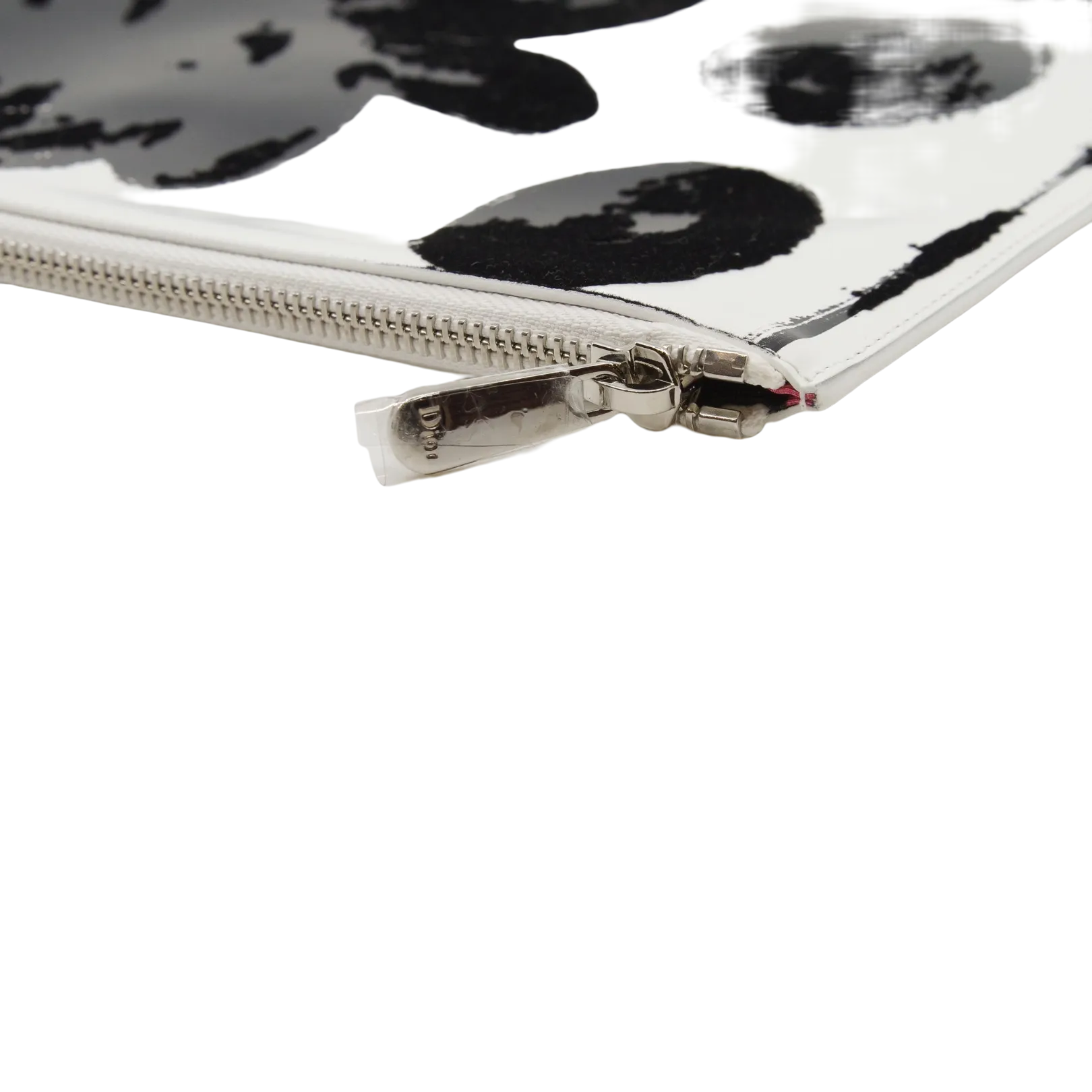 clutch white patent with black flower