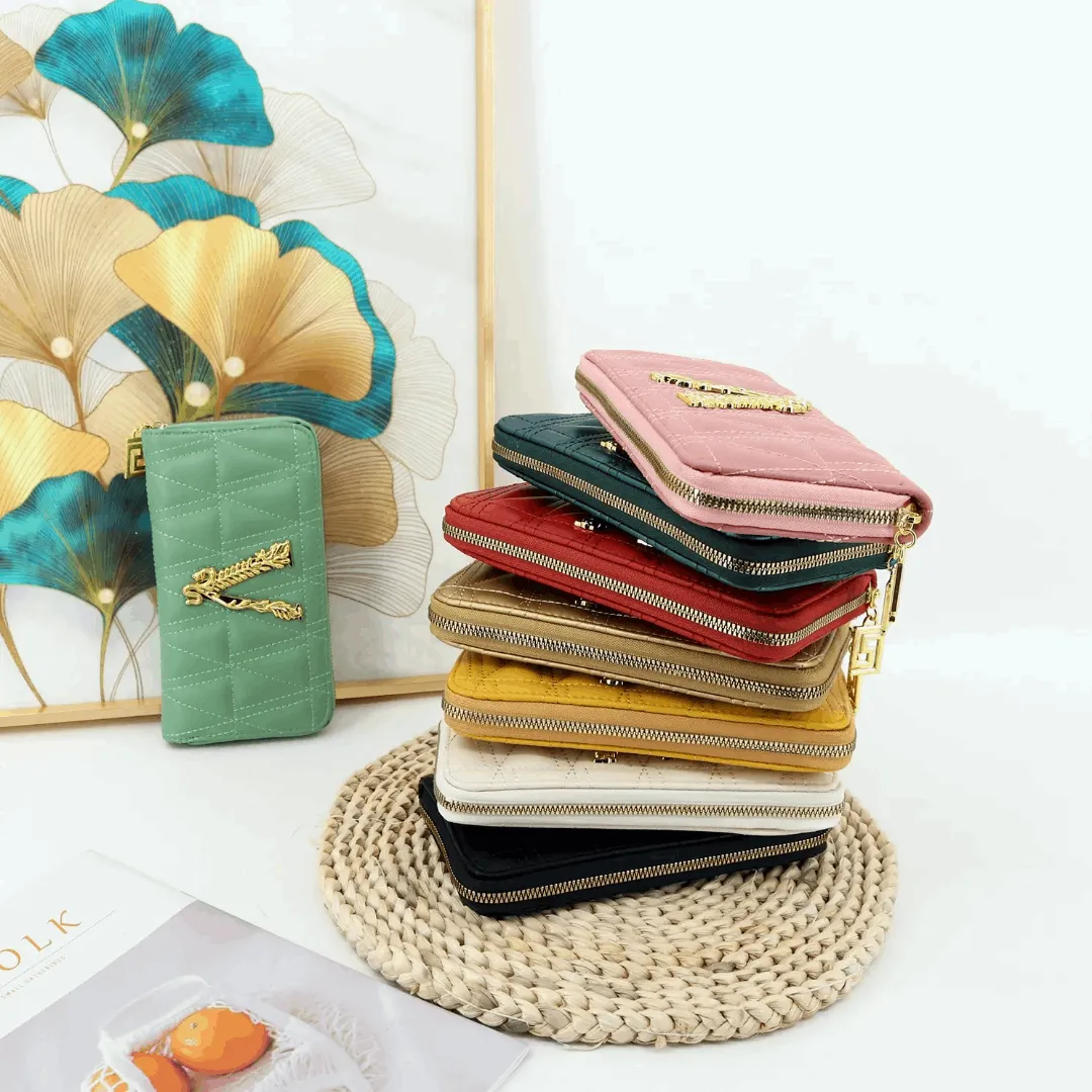 Elegant Embroidered Clutch Wallet – Stylish 20cm Long Zipper Purse for Women