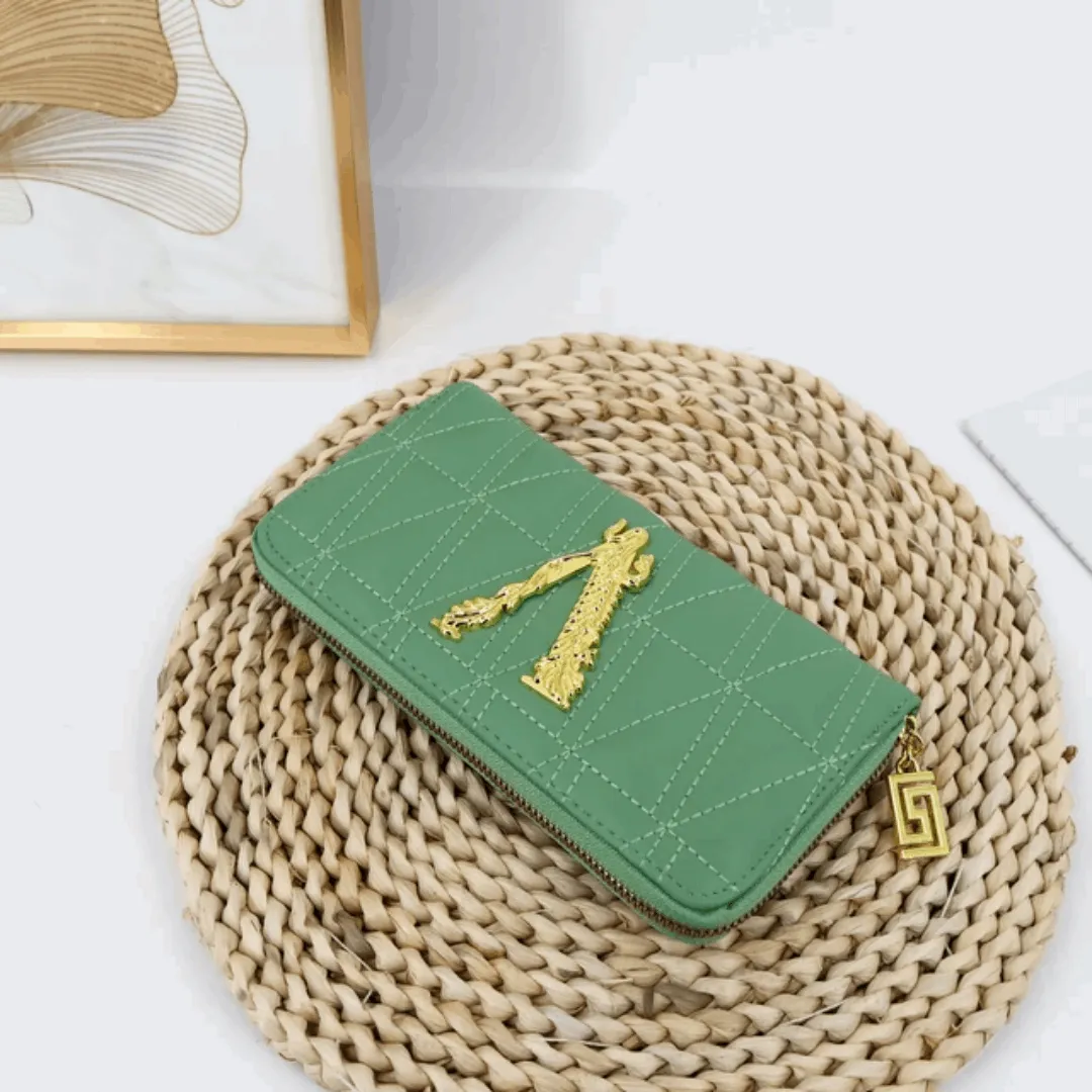 Elegant Embroidered Clutch Wallet – Stylish 20cm Long Zipper Purse for Women