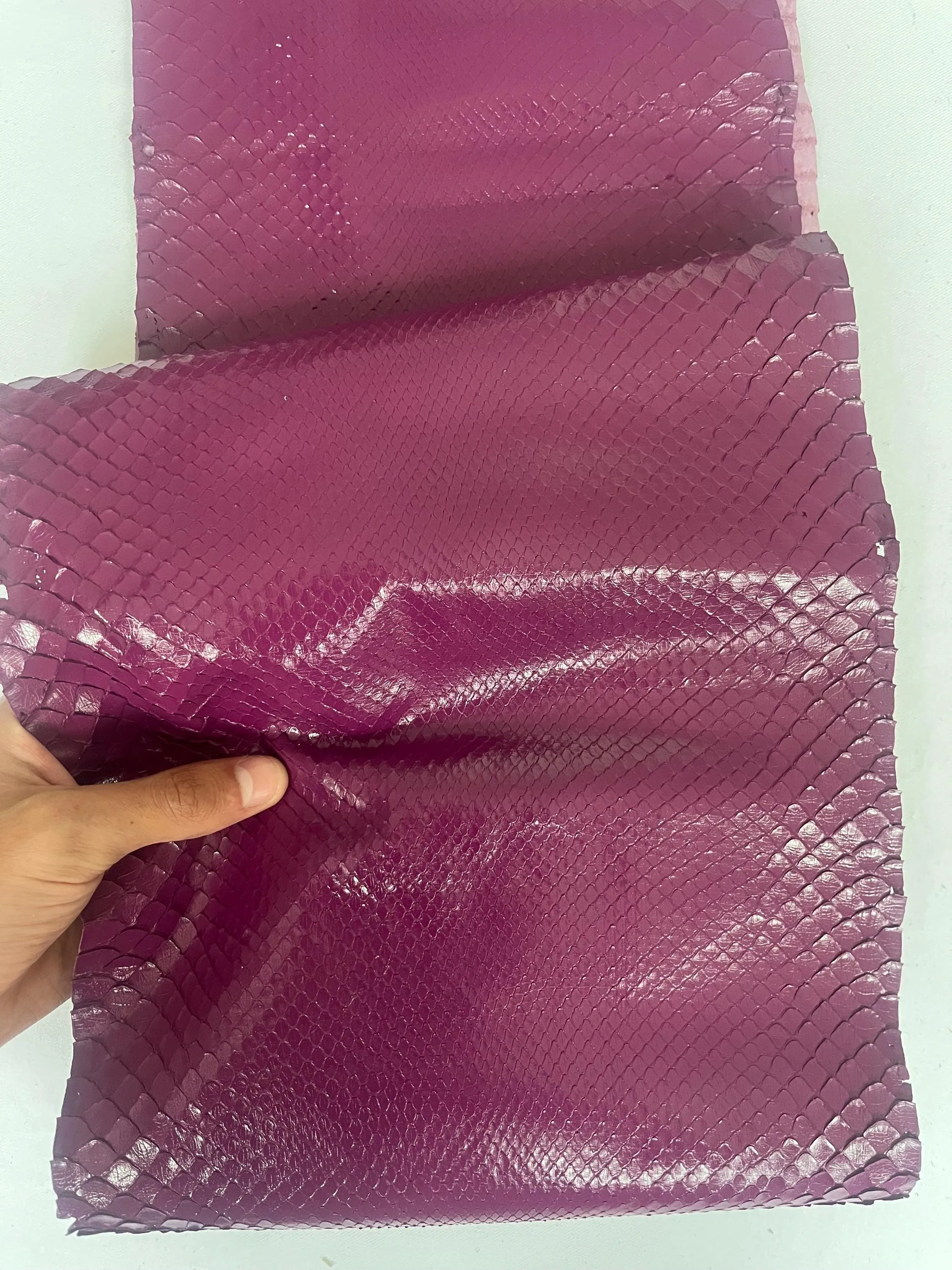 Genuine python leather, real snake leather glossy finished, long and wide snakeskin of thick 0,7mm(2 oz)