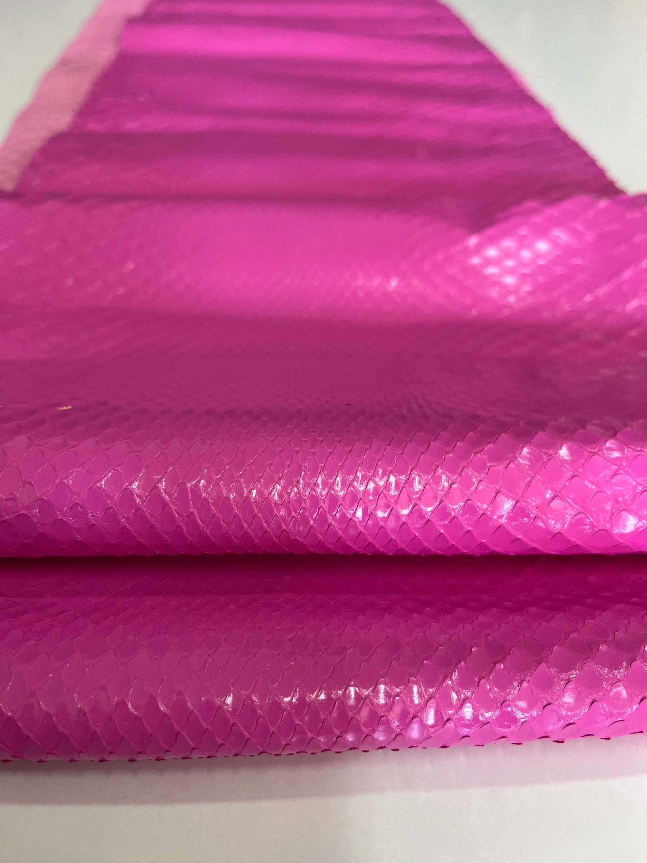 Genuine python leather, real snake leather glossy finished, long and wide snakeskin of thick 0,7mm(2 oz)