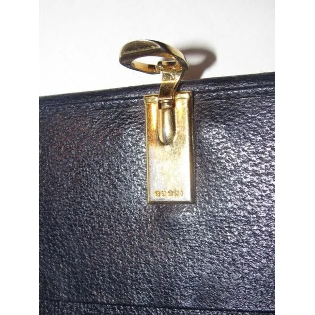 Gucci Navy Leather Exterior And Lining With Gold G Hinge Closure Vintage Wallet