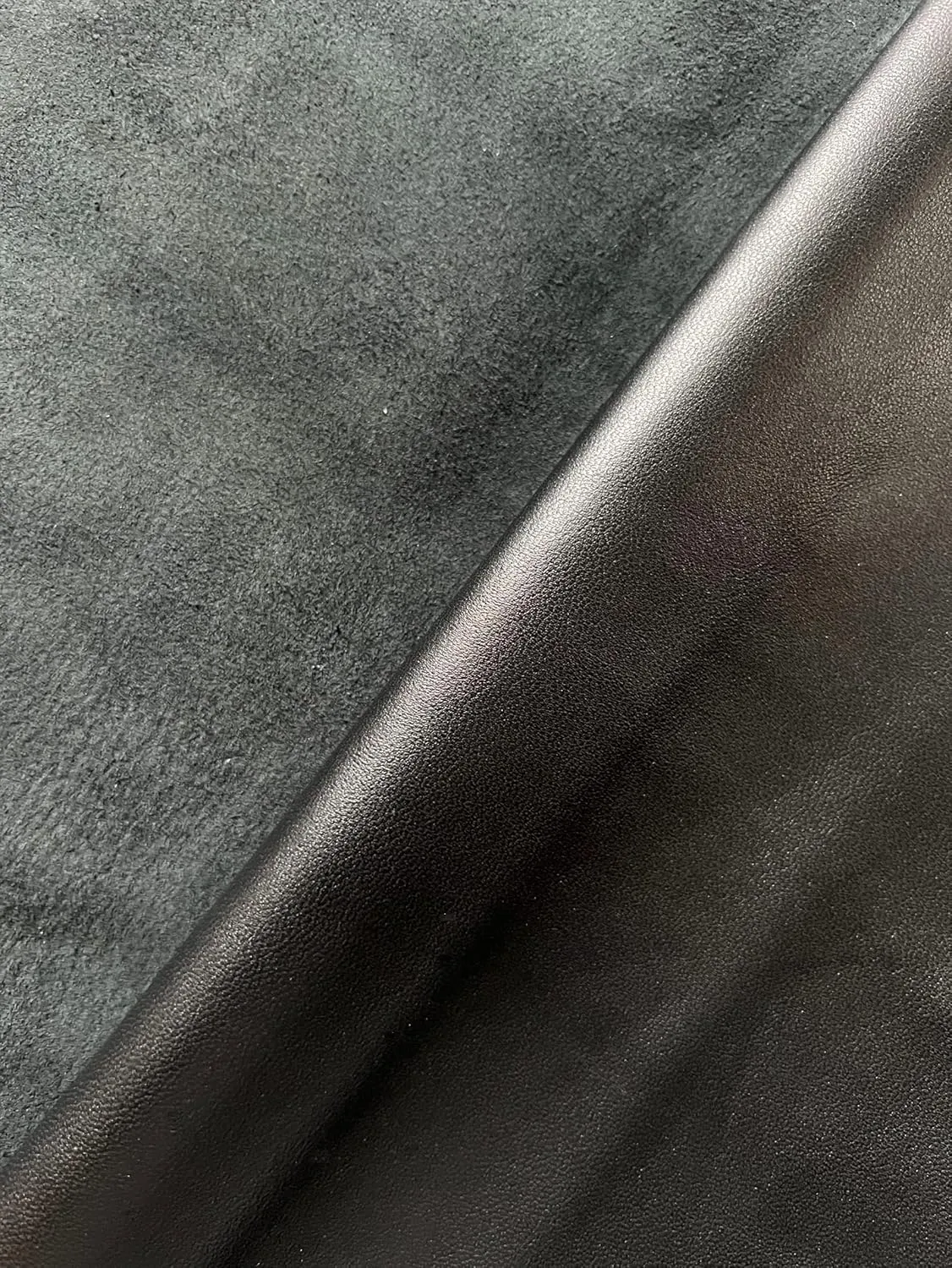 Italian Nappa Lambskin: 8-10 sf per Skin (Black)