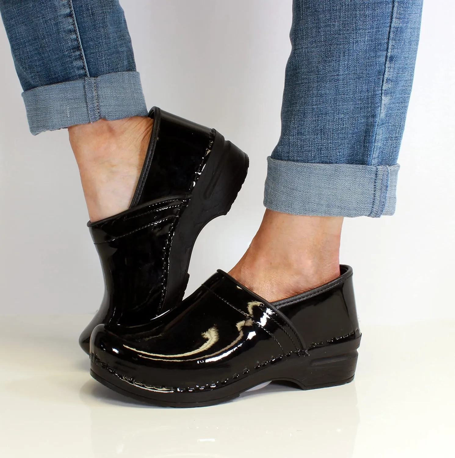 KLÄGN Women's Professional Plus Patent Leather Clogs