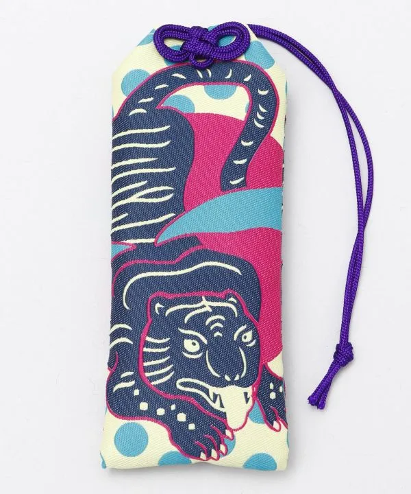 KOTOWAZA Omamori Shaped Pouch
