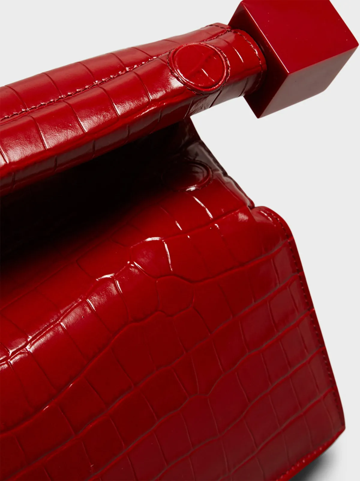 La Pochette Rond Carre Bag in Red