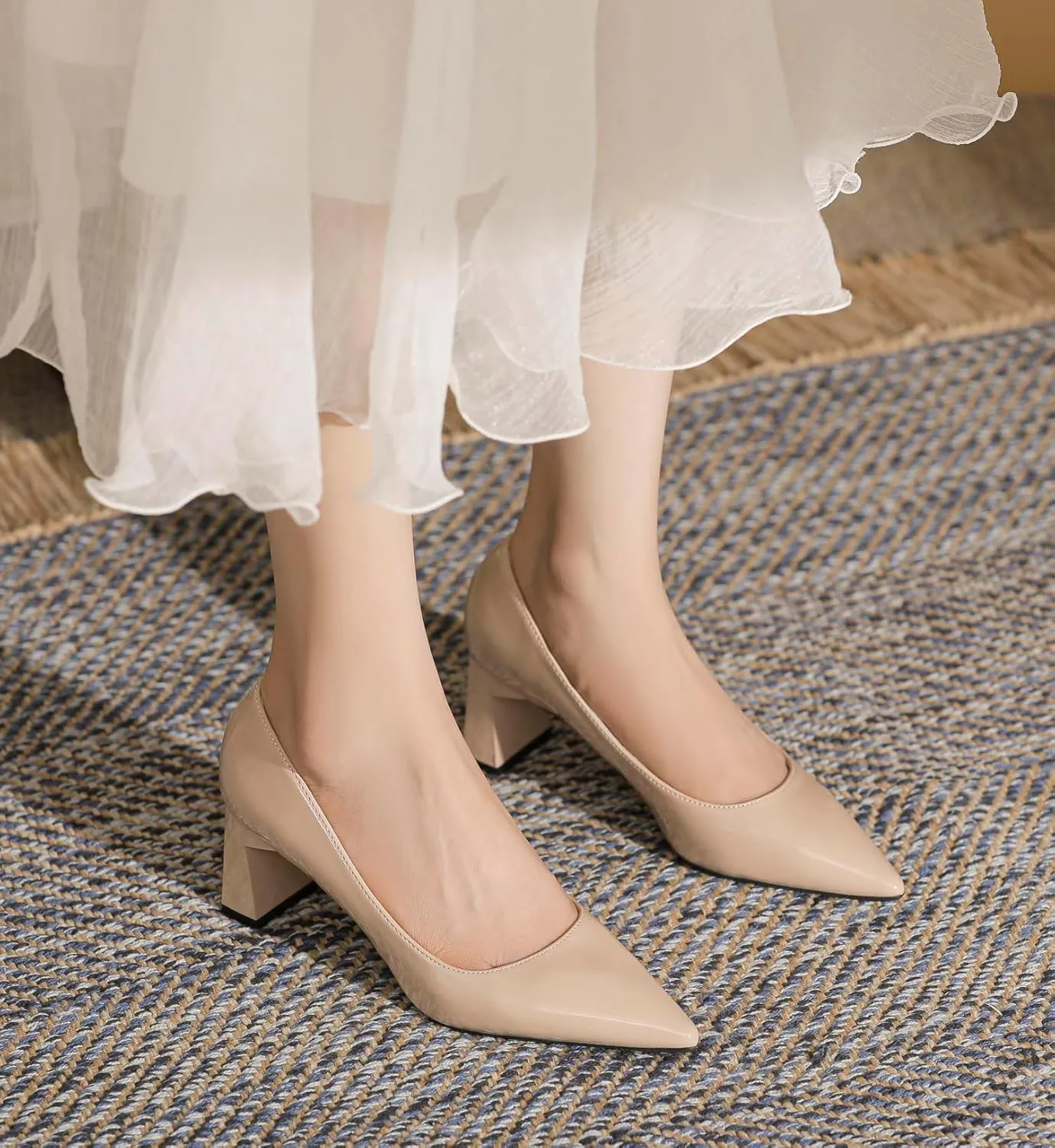 LizFoYa Women Retro Closed Pointed Toe Chunky High Heels Patent Leather Pumps Comfort Dress Party Shoes