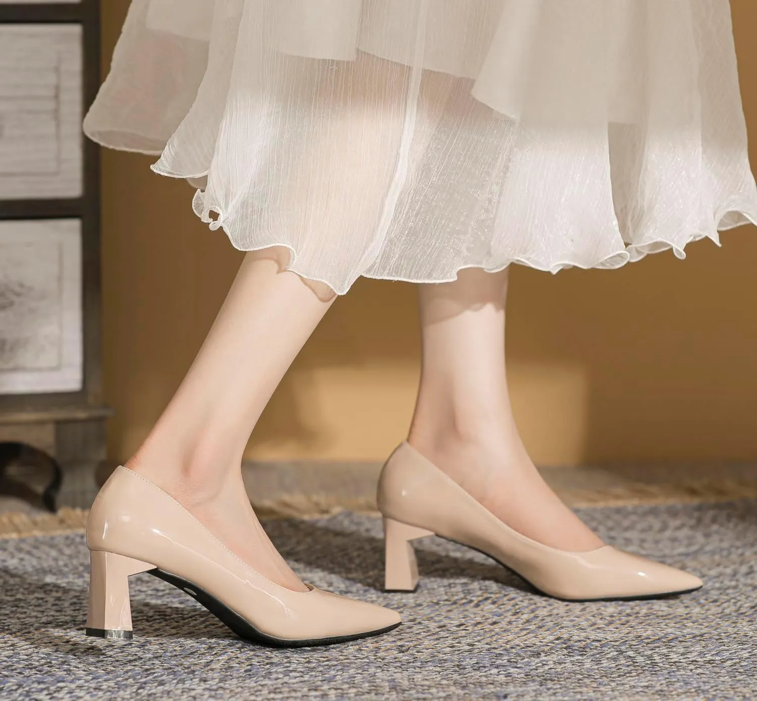 LizFoYa Women Retro Closed Pointed Toe Chunky High Heels Patent Leather Pumps Comfort Dress Party Shoes