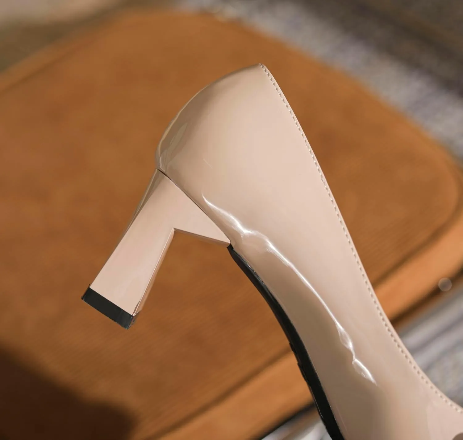 LizFoYa Women Retro Closed Pointed Toe Chunky High Heels Patent Leather Pumps Comfort Dress Party Shoes