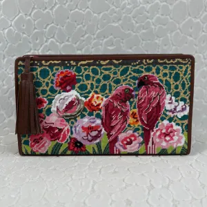 Lovebirds Clutch