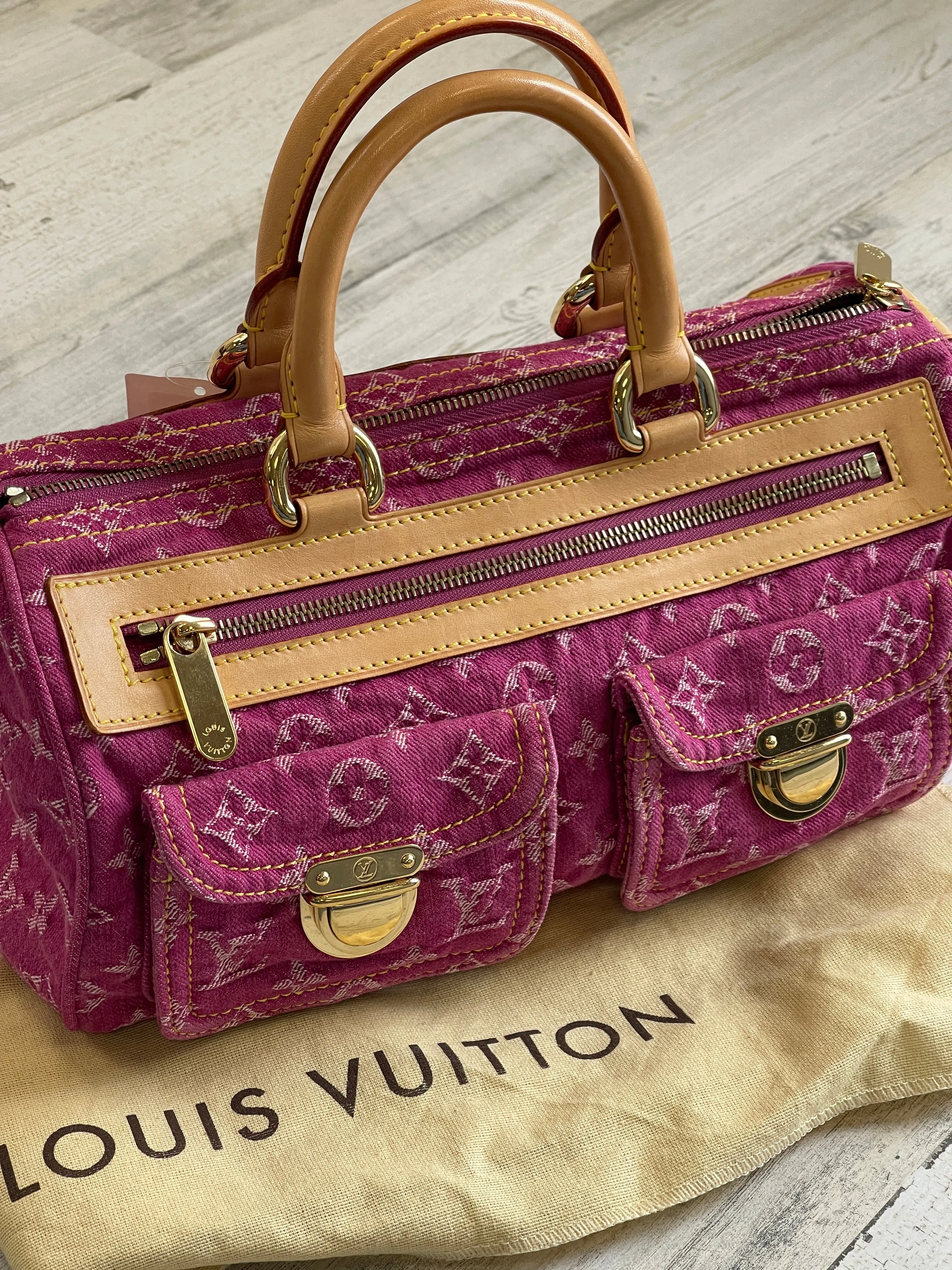 LV Neo Speedy in Pink