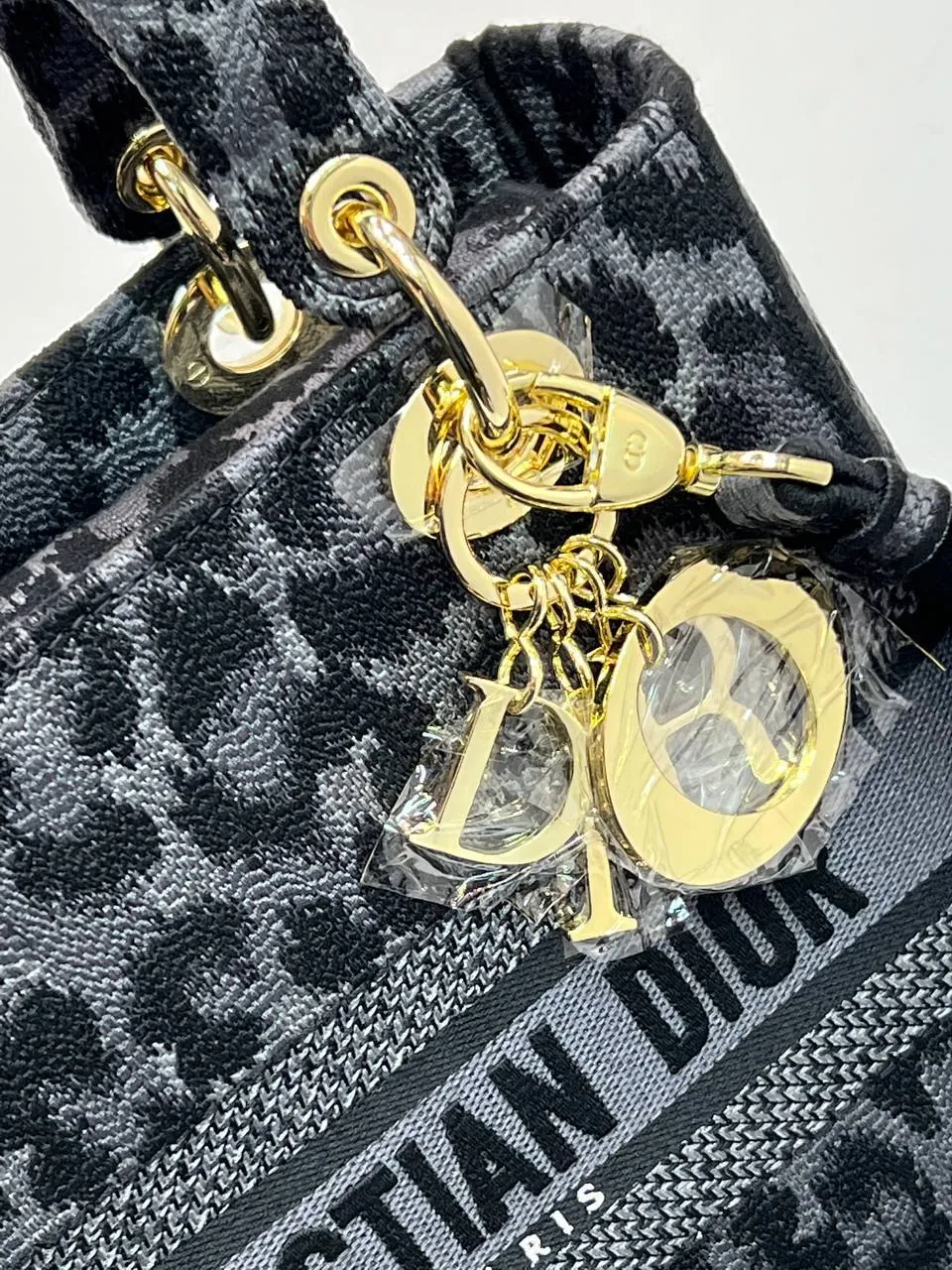MEDIUM LADY D-LITE BAG Black Mizza embroidery