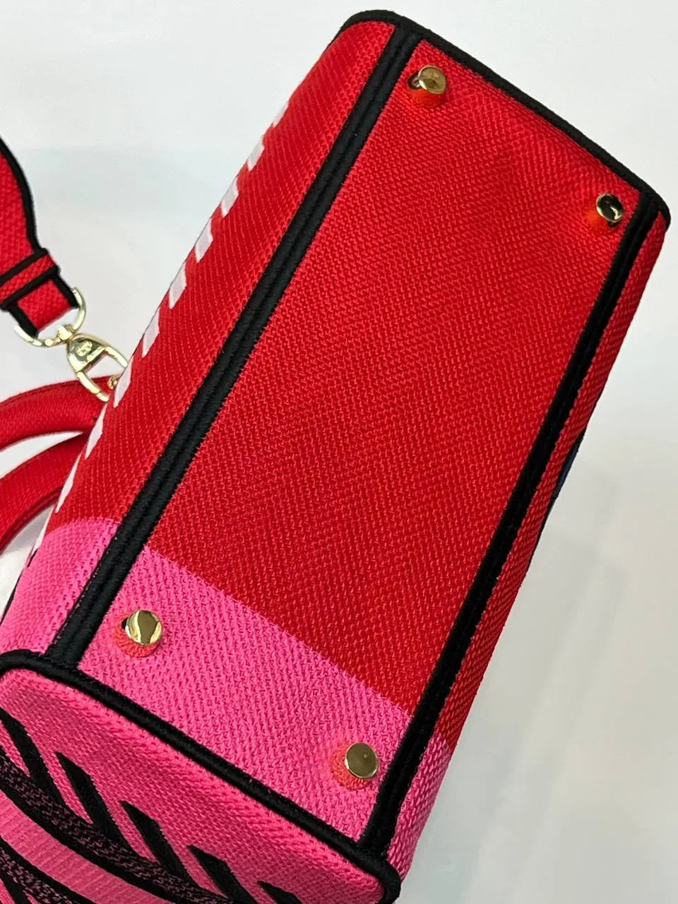 MEDIUM LADY D-LITE BAG Bright Pink Multicolor D-Flower Pop Embroidery