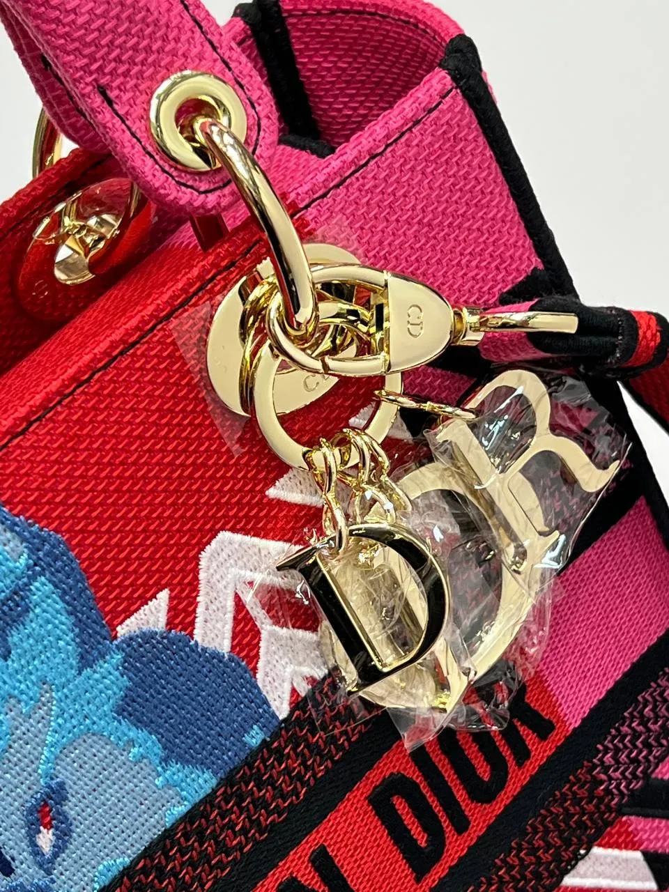 MEDIUM LADY D-LITE BAG Bright Pink Multicolor D-Flower Pop Embroidery