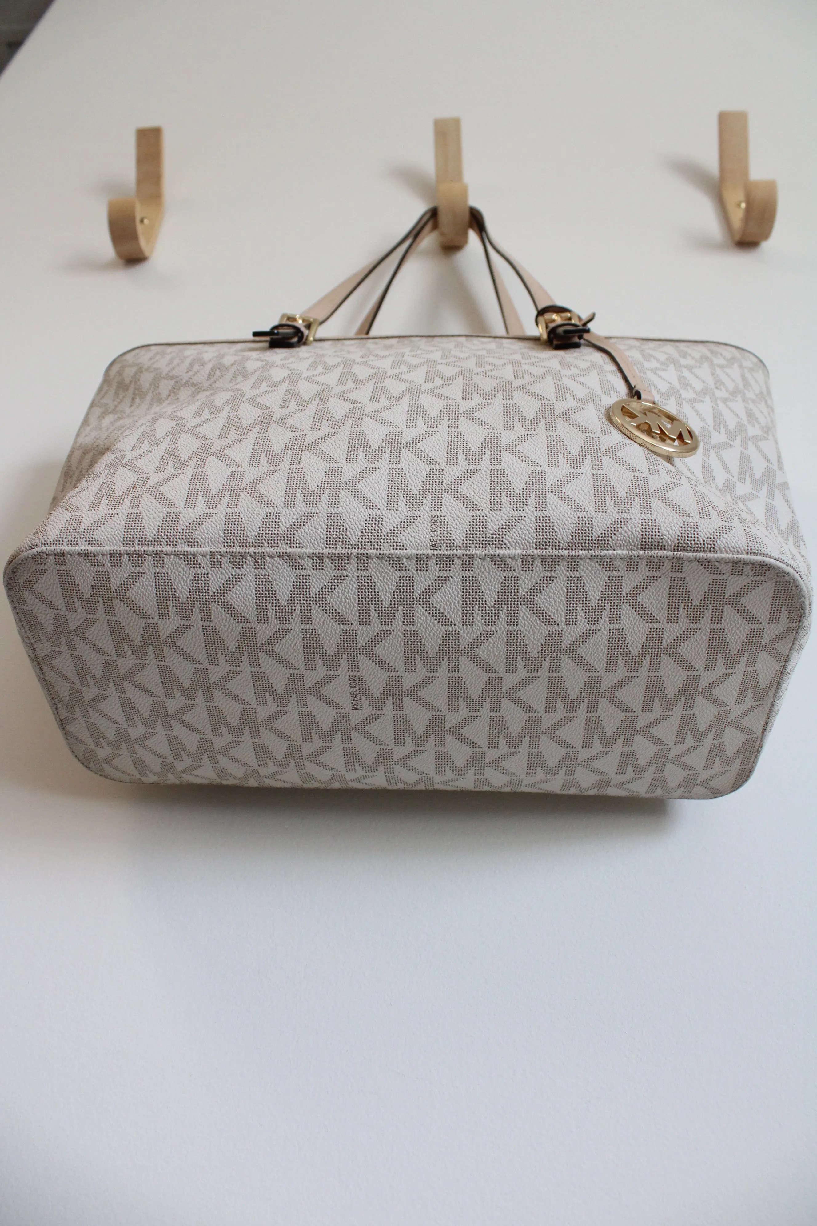 Michael Kors Jet Set White Monogram Tote Purse