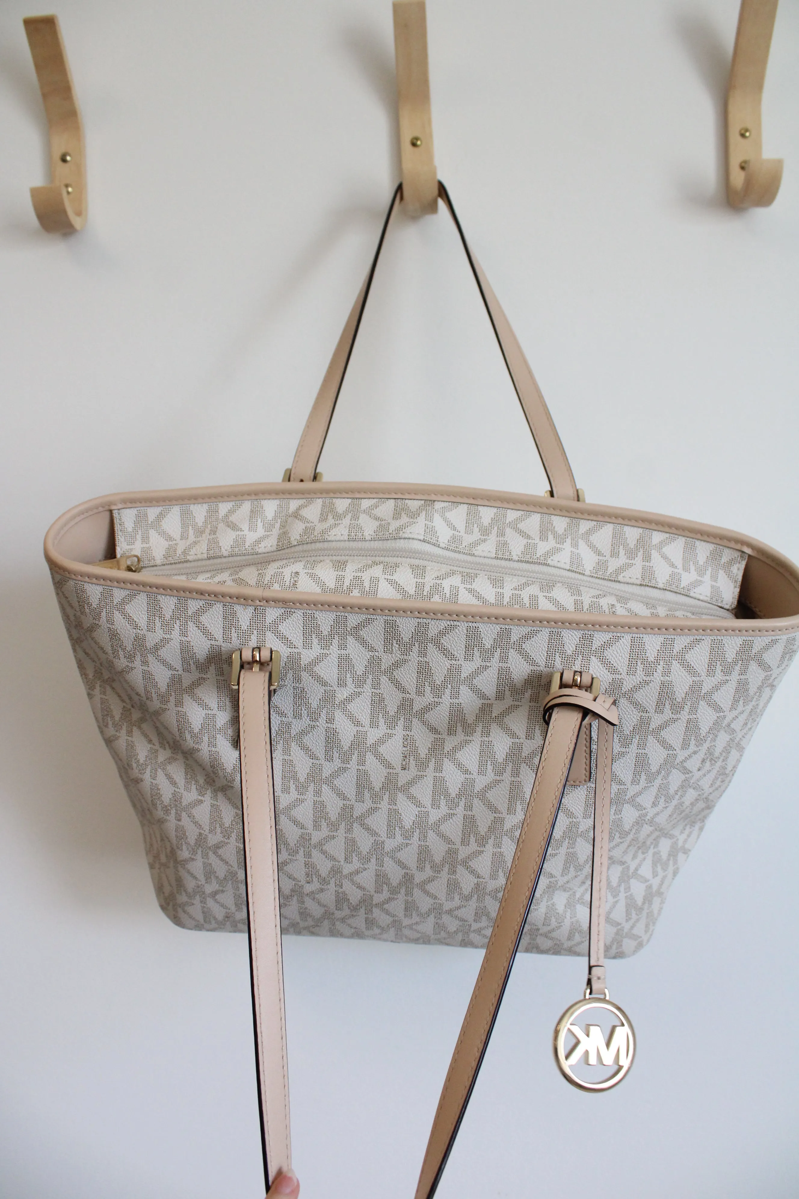 Michael Kors Jet Set White Monogram Tote Purse