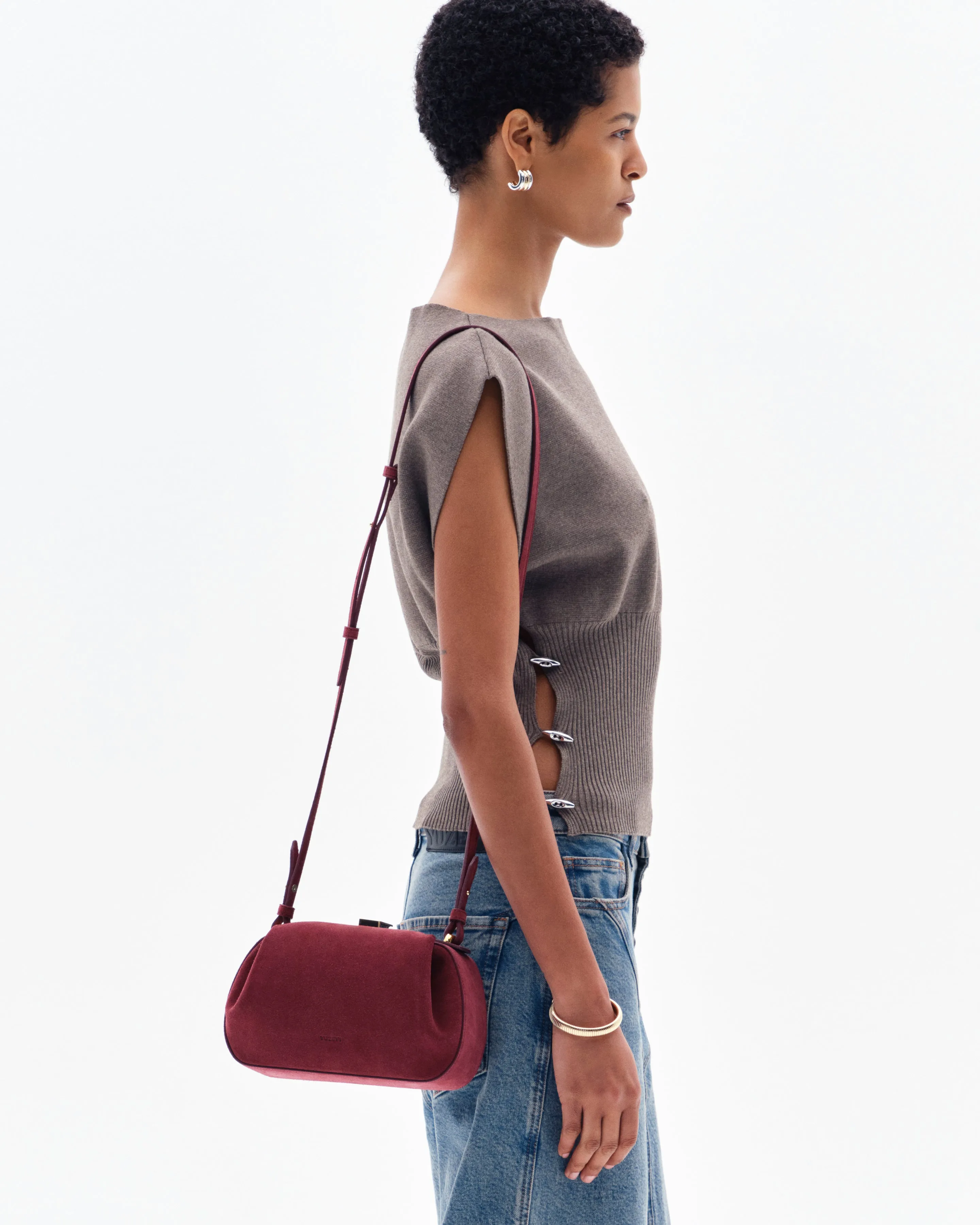 MINI OYSTER CLUTCH - WINE SUEDE