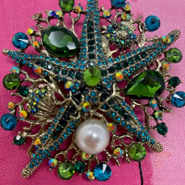 Multi-colored abstract with Starfish brooch