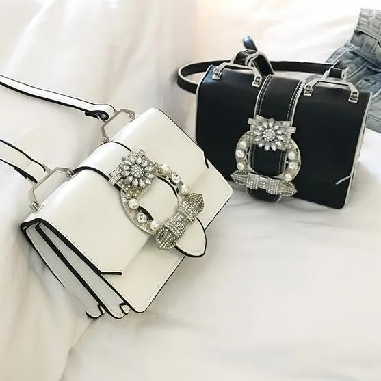 Natalie – Pearl and Crystal Embellished Handbag