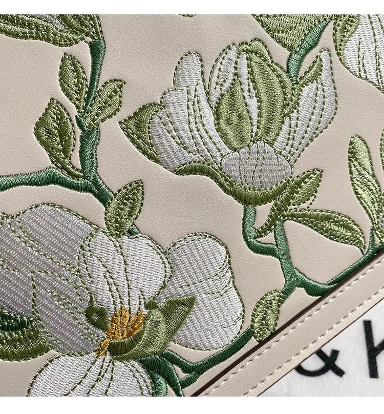 New Floral Embroidered Leather Handbag