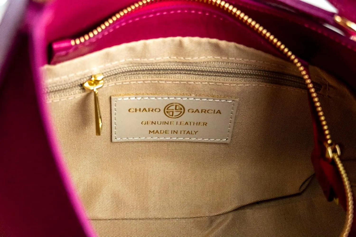Premium Italian Leather Handmade in Florence, Italy. Small Handbags for Women with Detachable Strap Made in Italy