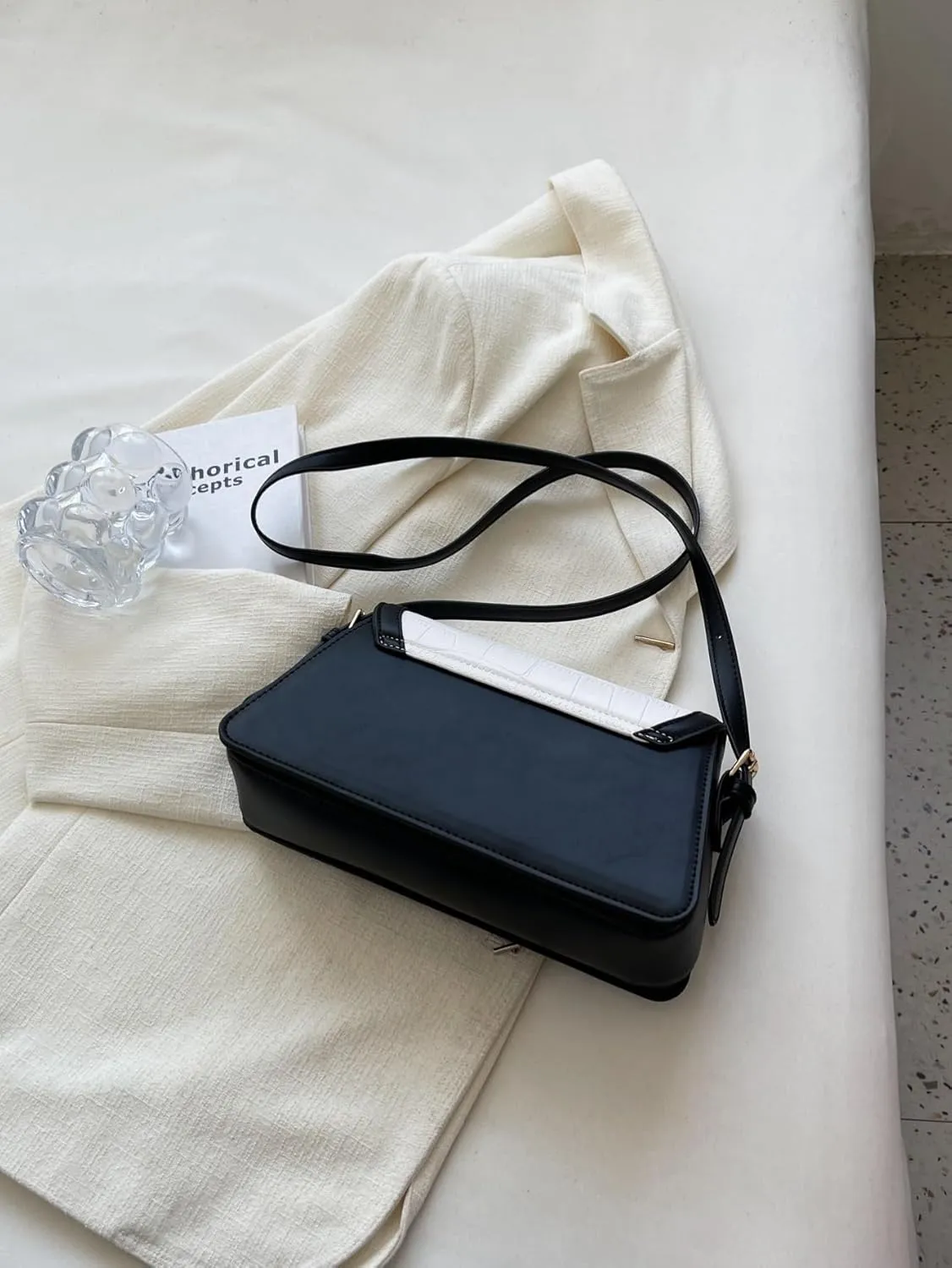QWINEE Women's Crocodile Embossed Flap Bag Colorblock Shoulder Handbag Contrast Binding Clutch Purse