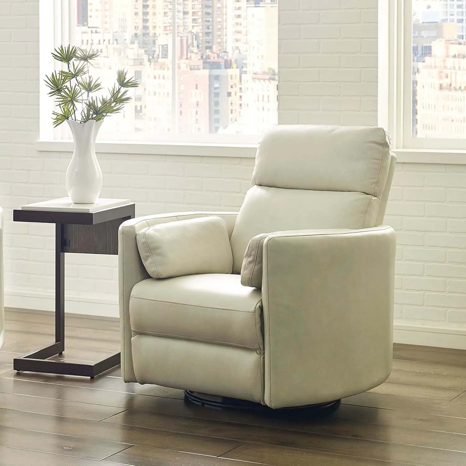 Radius - Florence Ivory - Powered by Freemotion Power Cordless Swivel Glider Recliner