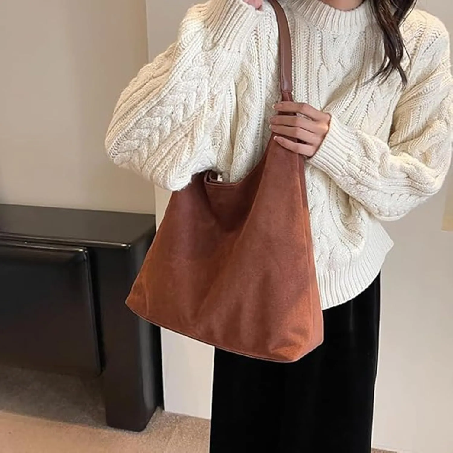 Shoulder Bags for Women, Faux Suede Crossbody Bag Large Capacity Fashion Satchel Handbags Everyday Tote Purses