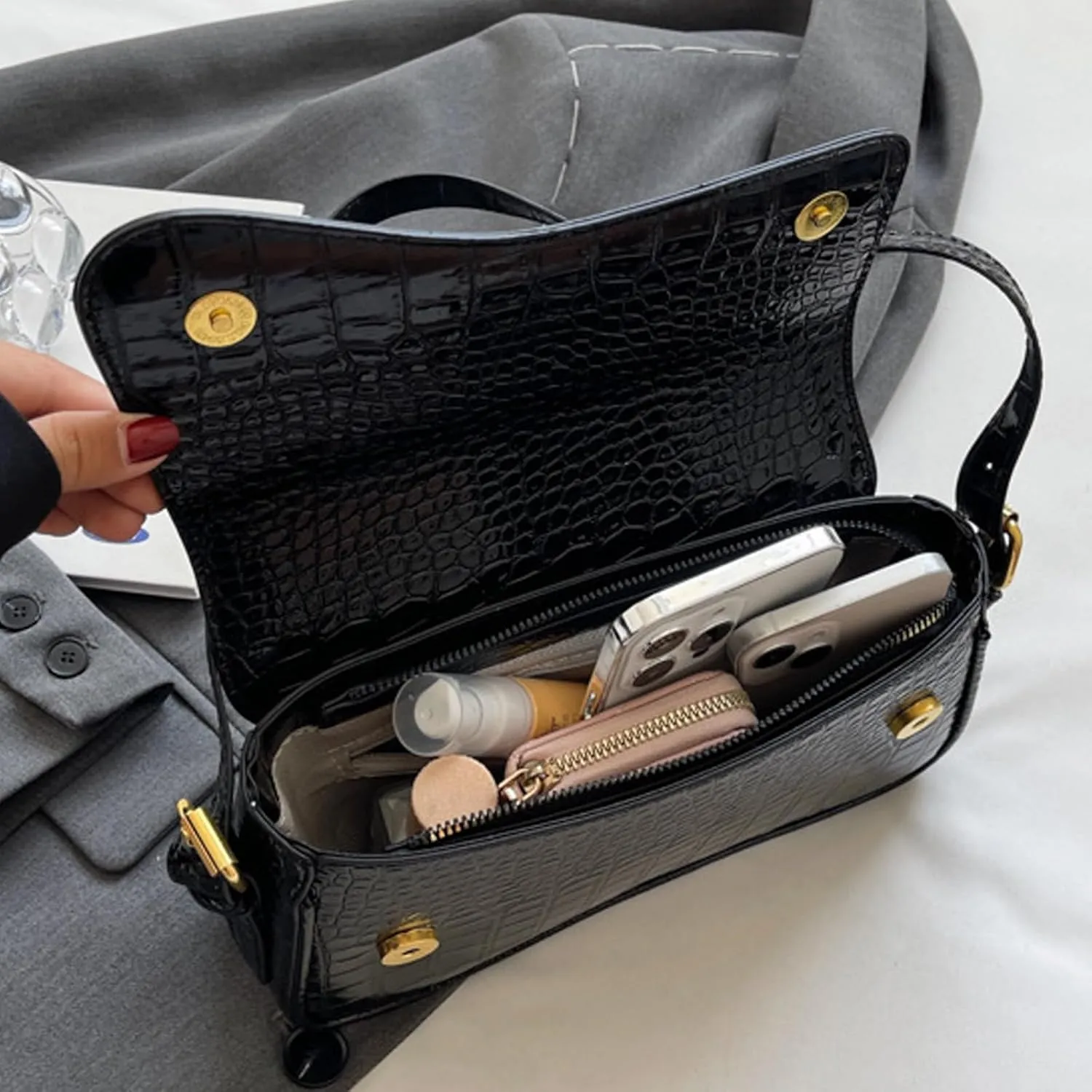 Small Shoulder Bags,Trendy Crossbody Purses for Women Waterproof Leather Handbags Clutch Tote Designer Bags black purse