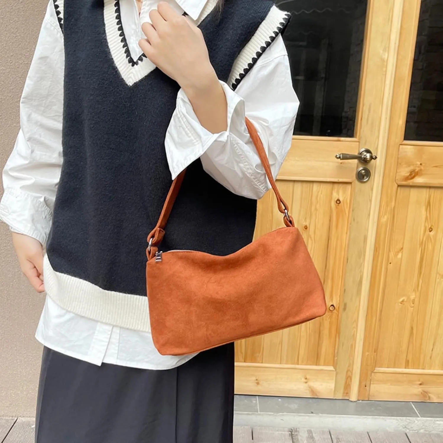 Stylish Small Suede Purse Vintage Inspired Plush Suede Mini Shoulder Bag for Women 2025 Fall Winter Handbag Clutch
