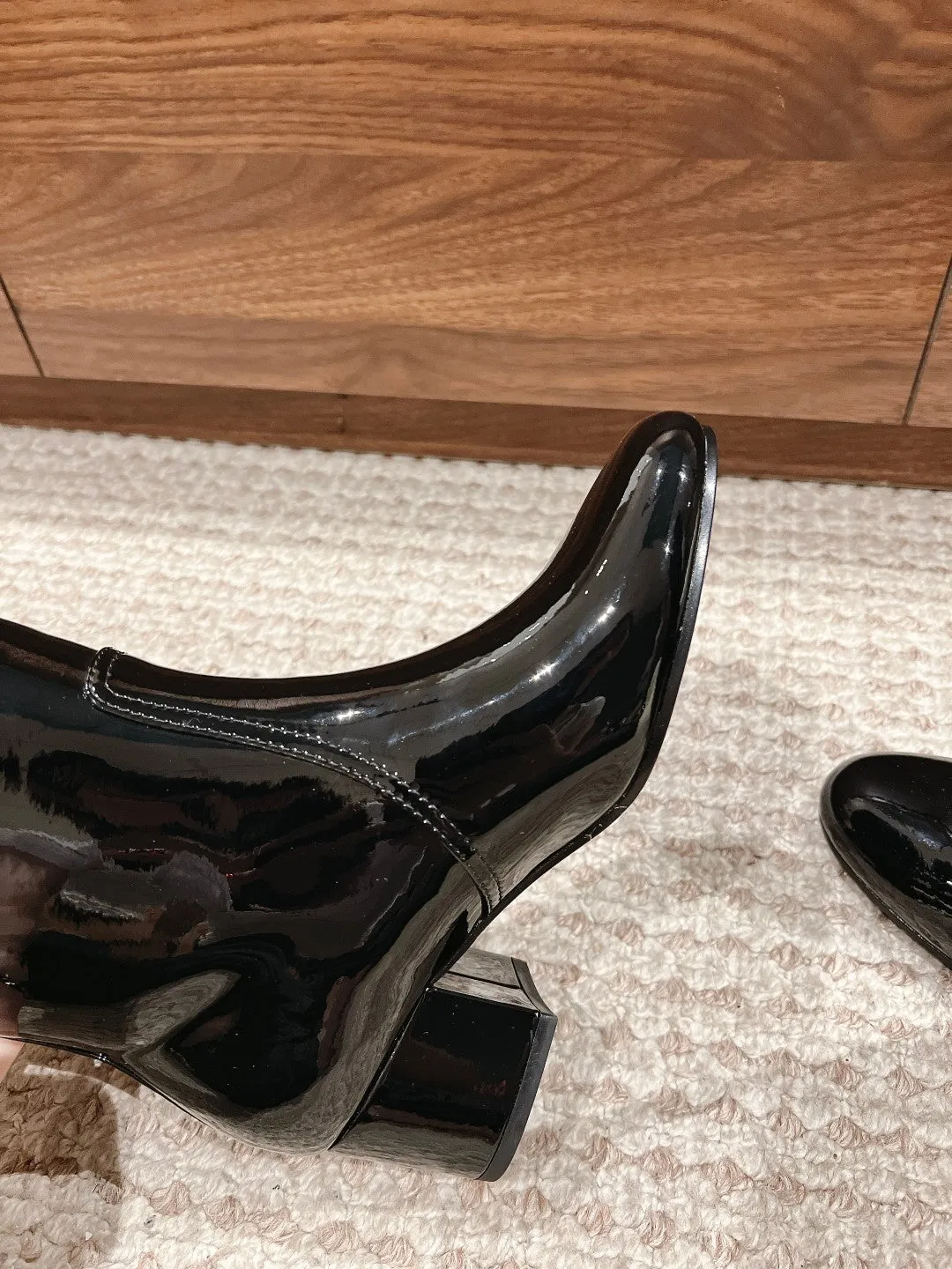 TRIOMPHE patent leather boots