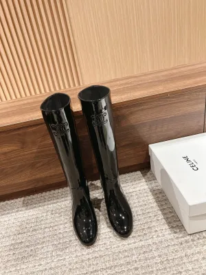 TRIOMPHE patent leather boots