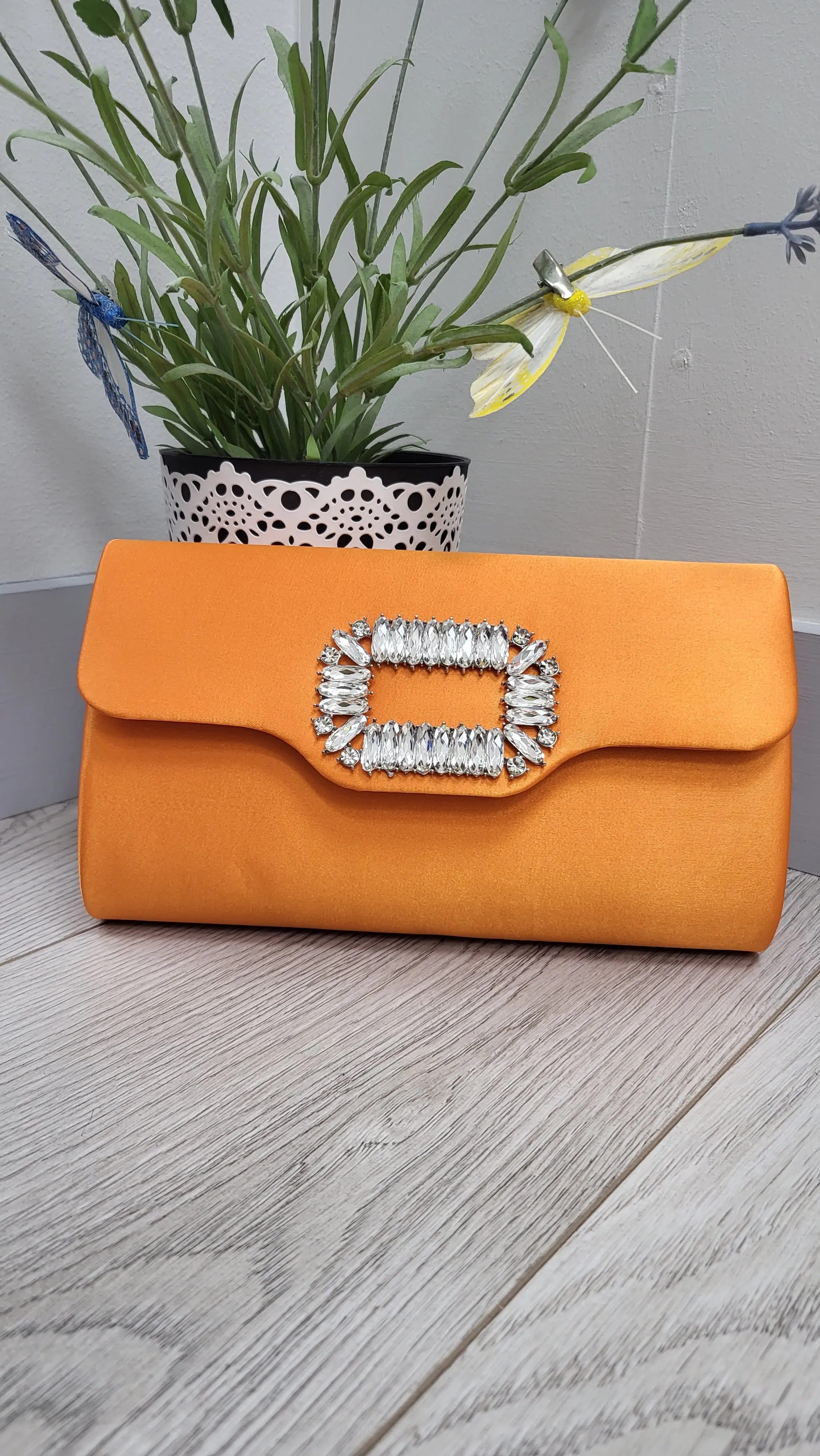 Valerie clutch bag