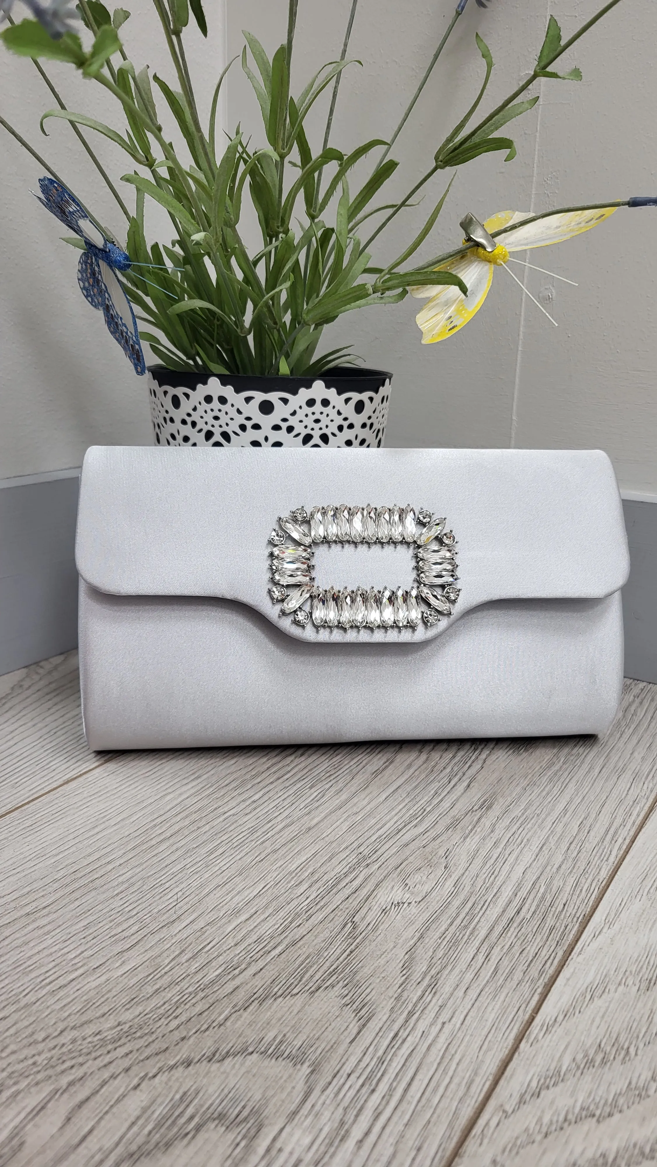 Valerie clutch bag