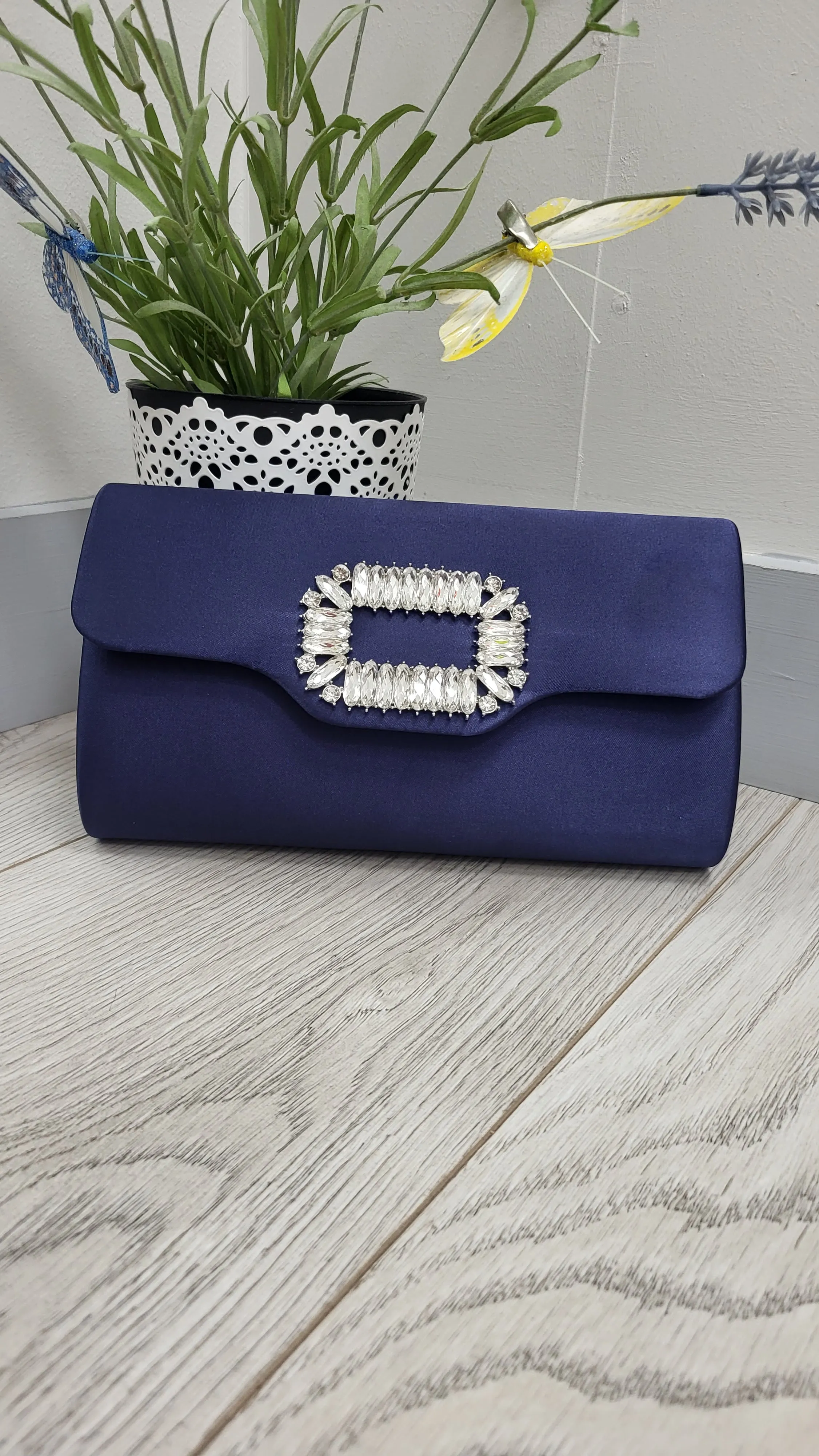 Valerie clutch bag
