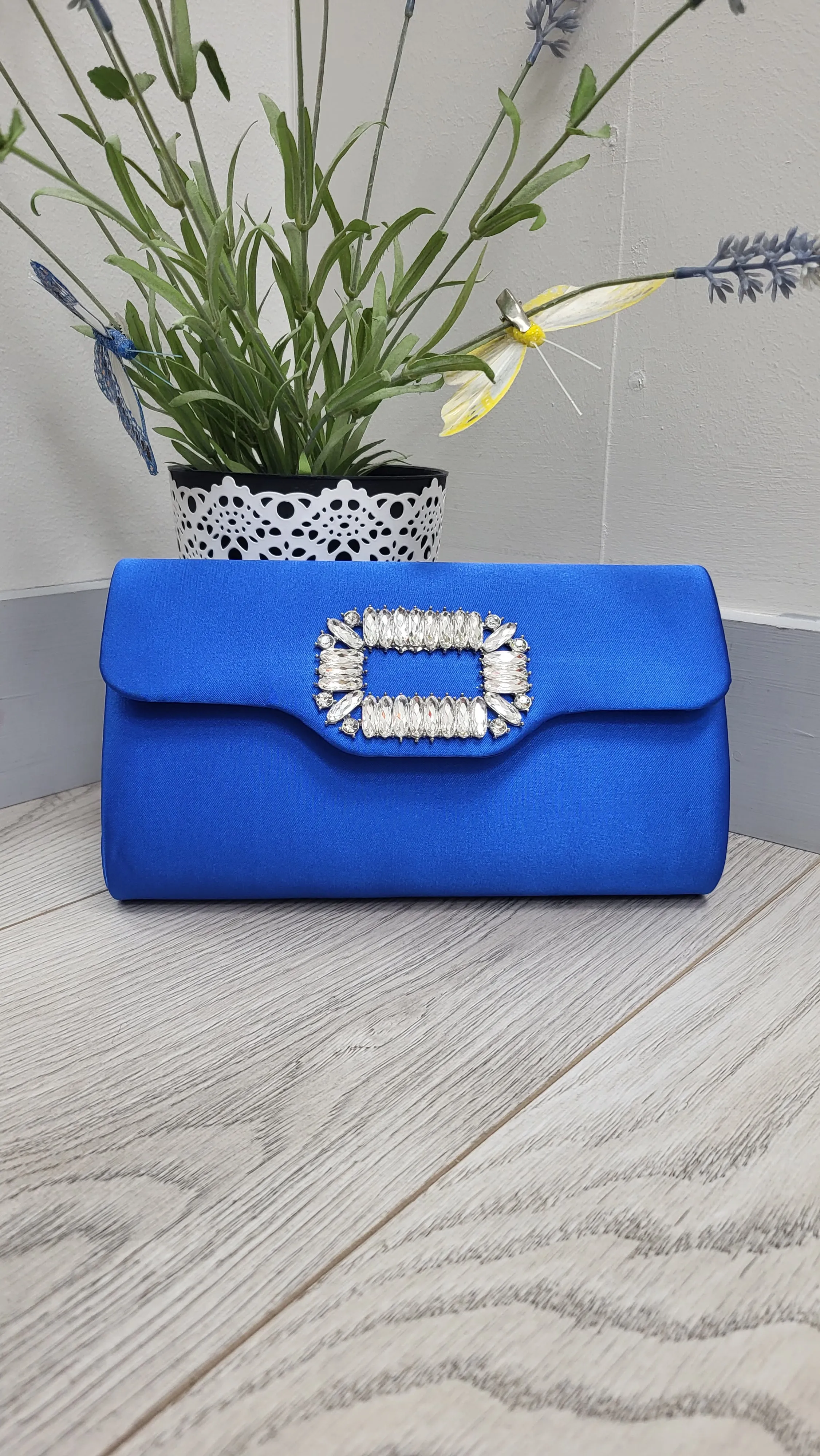 Valerie clutch bag