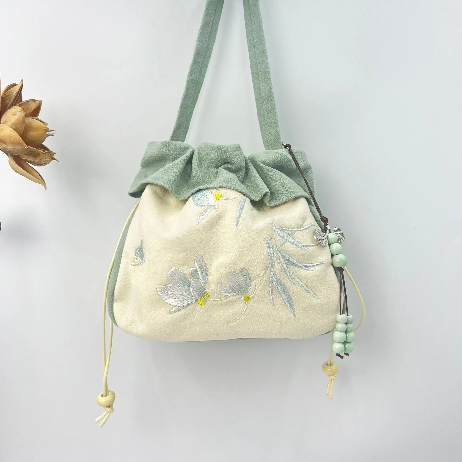 Women's Antique Tassel Embroidered Han Chinese Clothing Handbags