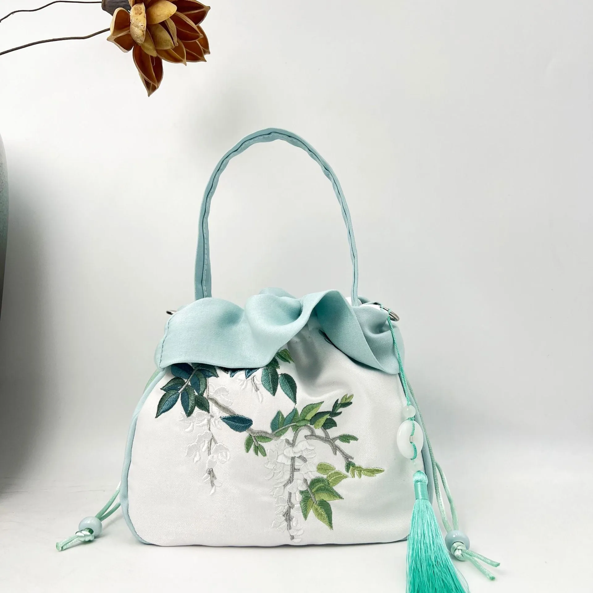 Women's Antique Tassel Embroidered Han Chinese Clothing Handbags