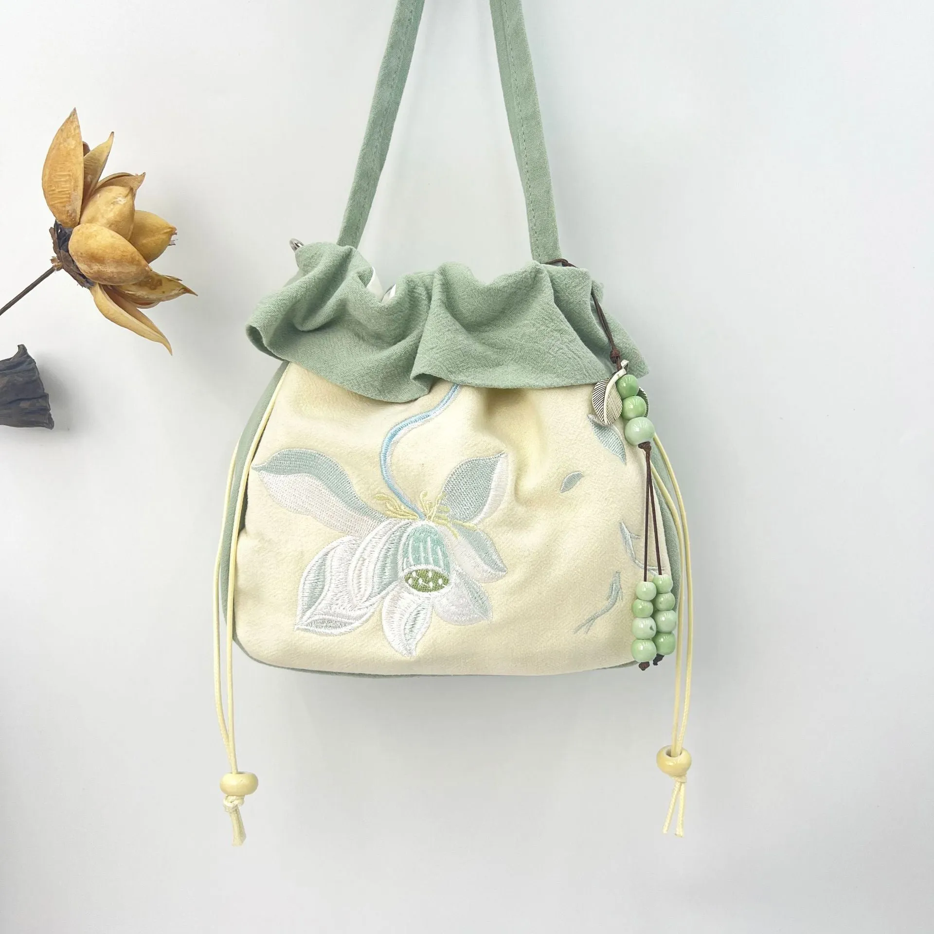 Women's Antique Tassel Embroidered Han Chinese Clothing Handbags