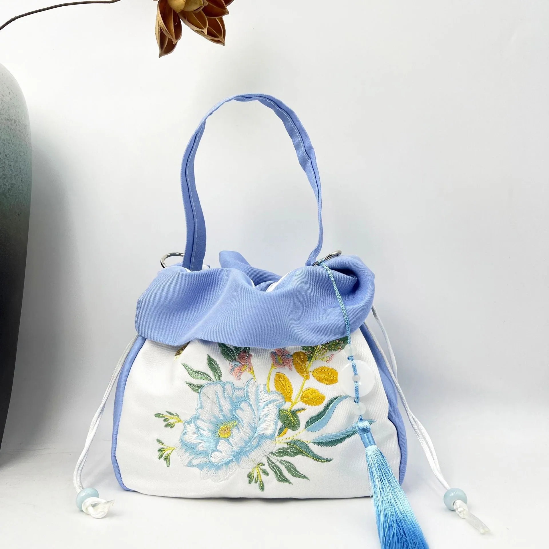 Women's Antique Tassel Embroidered Han Chinese Clothing Handbags