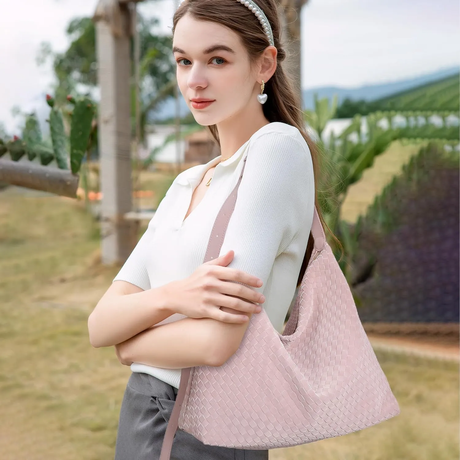 Woven Bag for Women, Vegan Leather Tote Bags Large Hobo Purses for Women Handmade Shoulder Bag with Adjustable Strap