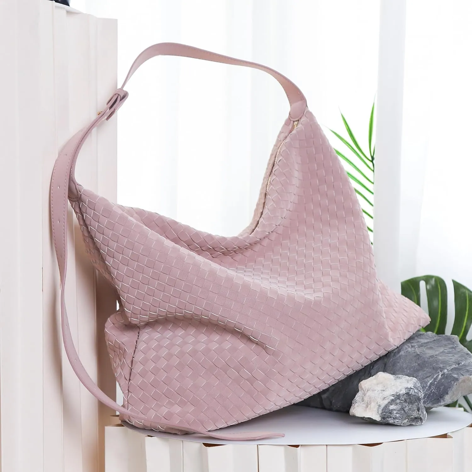 Woven Bag for Women, Vegan Leather Tote Bags Large Hobo Purses for Women Handmade Shoulder Bag with Adjustable Strap